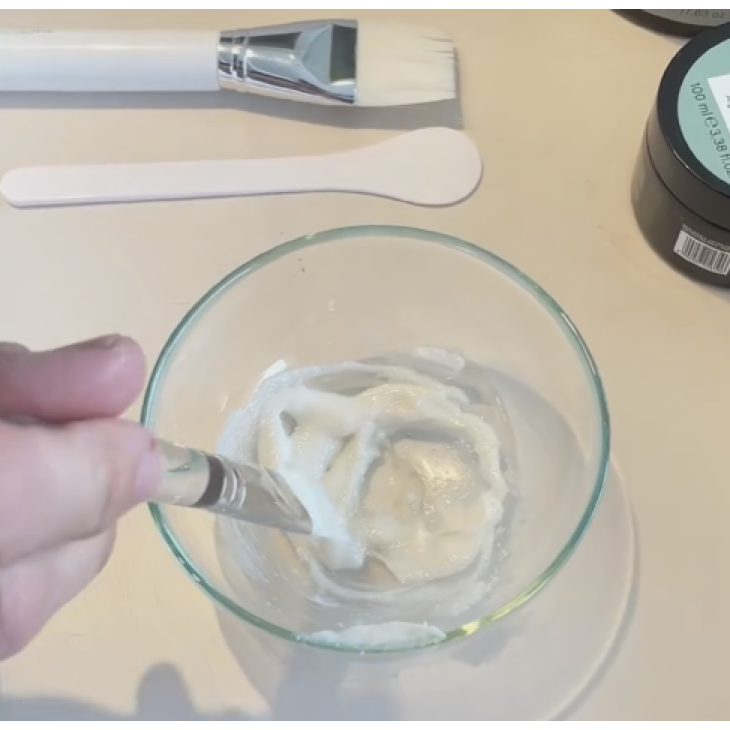 Triskell Calming Clay – tratament calmant pentru scalp sensibil si iritat